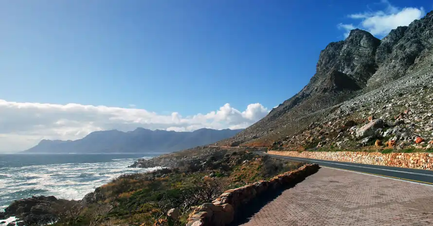 The Spectacular Road from Bettys Bay to Gordons Bay along the edge of the Kogelberg Mountains